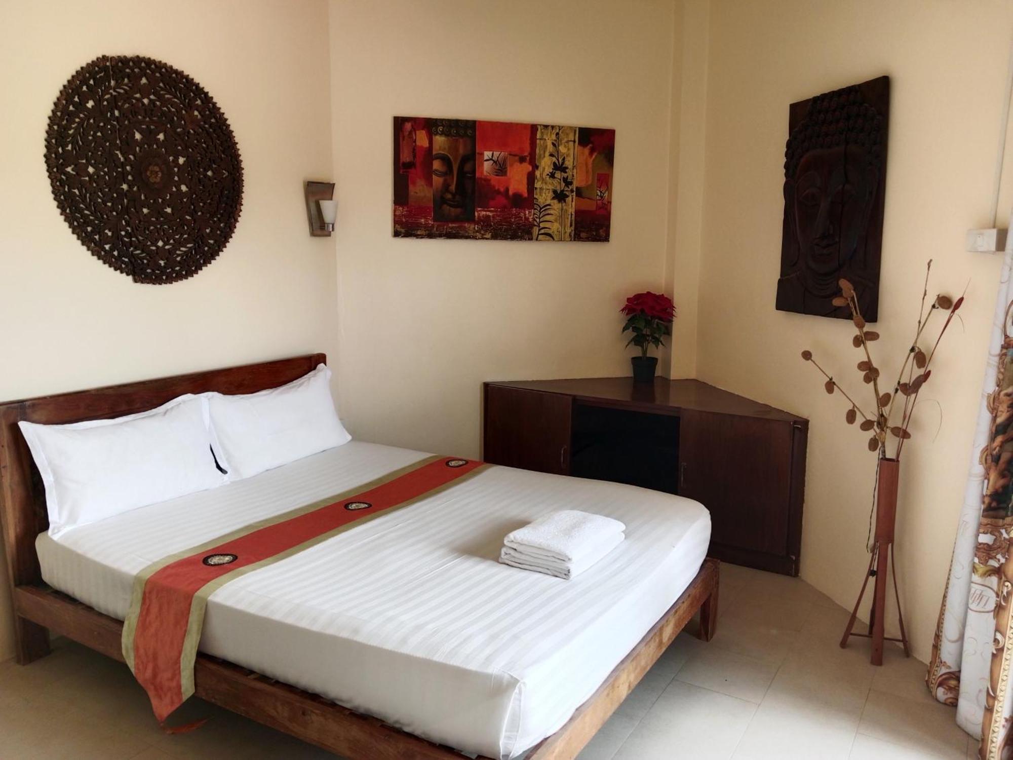 Baan Tropicana Mae Nam Exterior photo